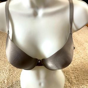 Maidenform gray bra